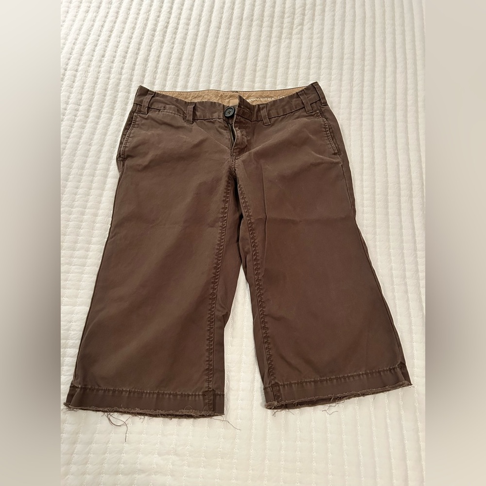 Banana Republic Tan Bermuda style shorts